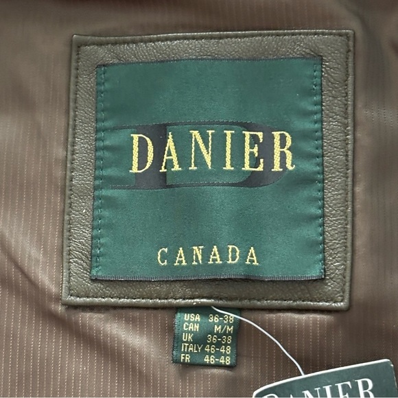 NWT Danier Sz L Army Green Leather Jacket - Picture 9 of 13